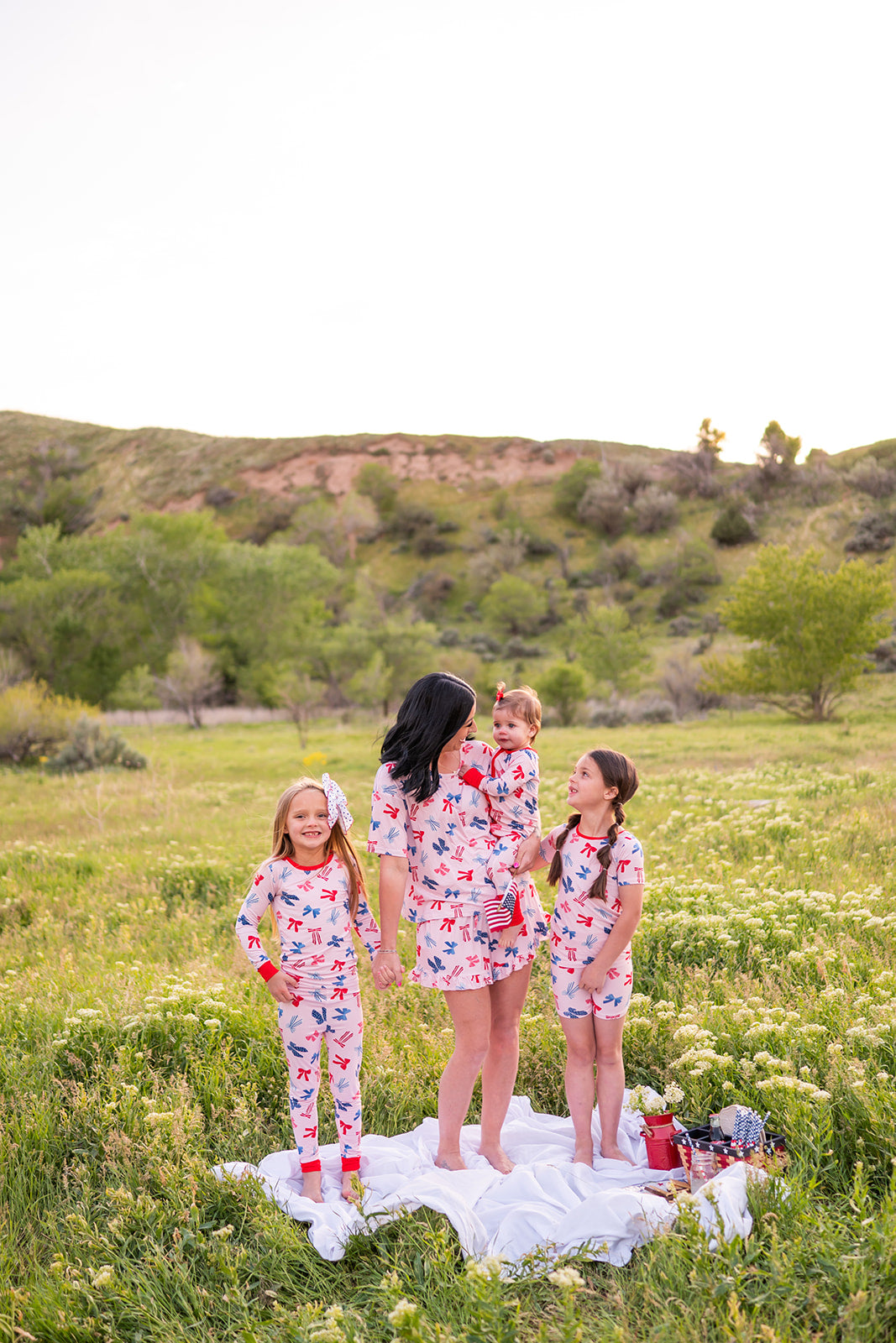 Americana Bows (Women’s Ruffle Short PJ Set)