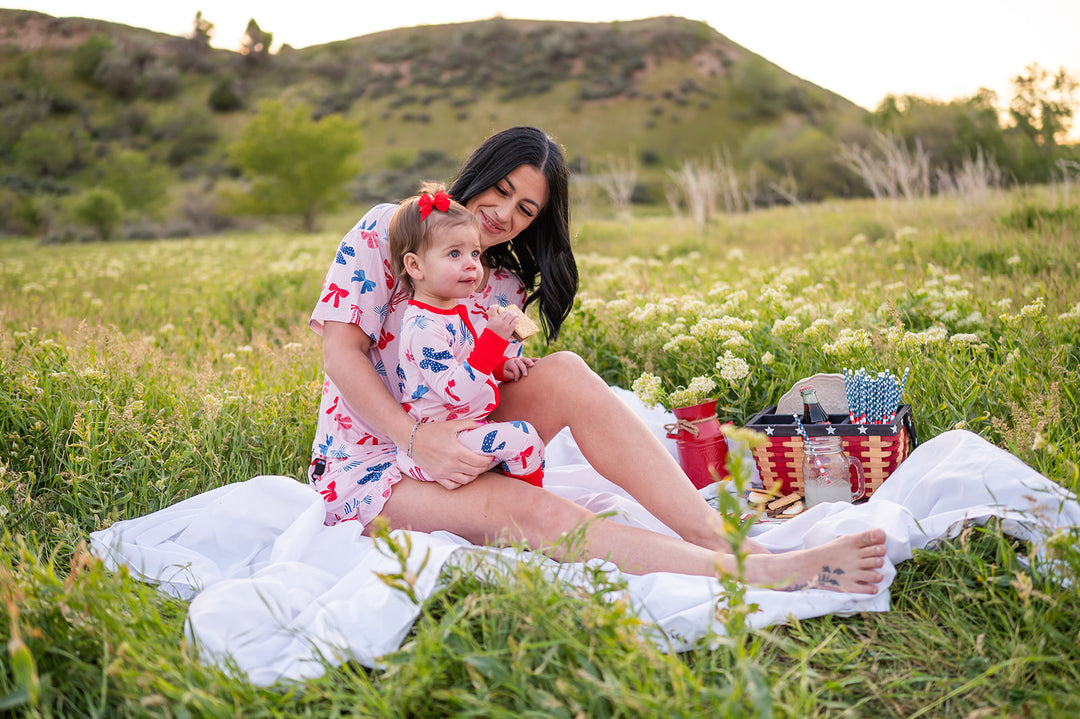 Americana Bows (Women’s Ruffle Short PJ Set)