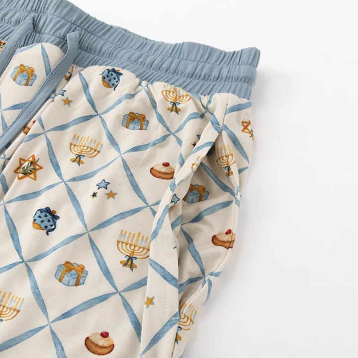 Hanukkah Wishes (Men&